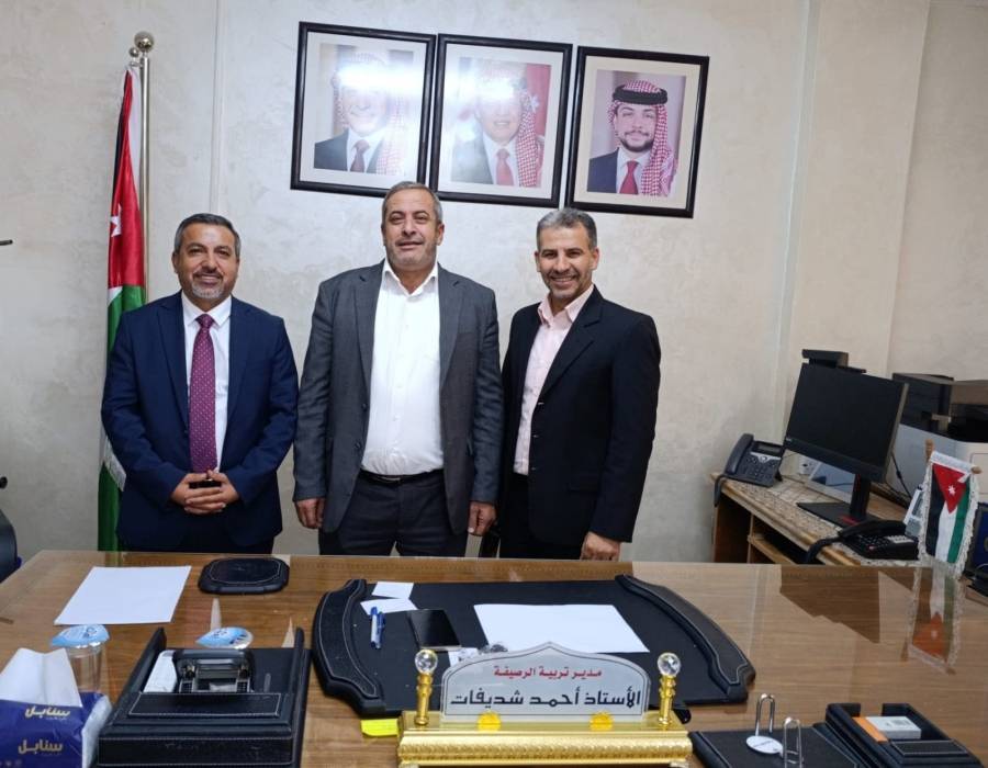 الشديفات يجتمع بمديري الشؤون التعليمية والإدارية