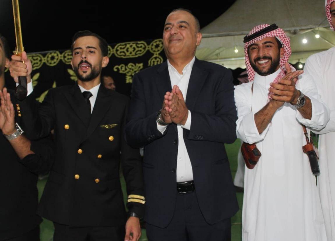 حفل مهيب بتخرج الكابتن الطيار محمد  نجل العميد أمجد الزبن...صور وفيديو