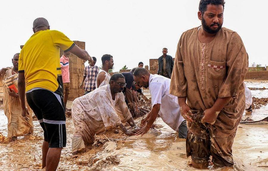 انهيار أرضي غرب السودان ومصرع آلاف المواطنين