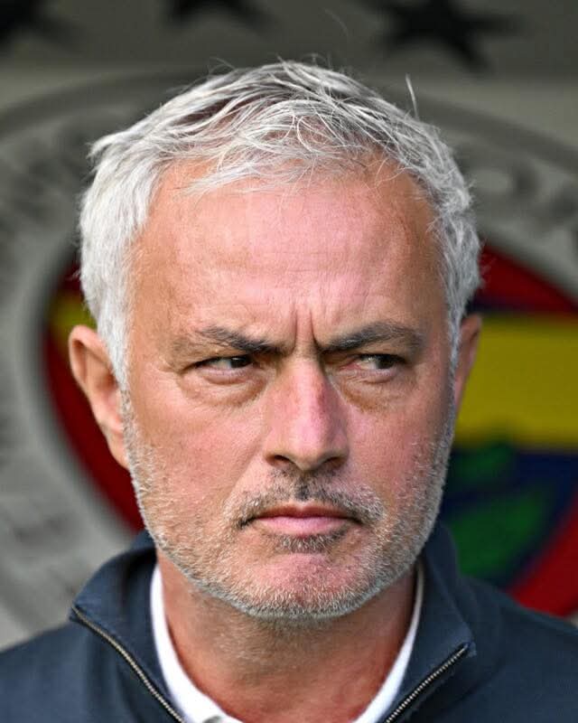 الكشف عن حقيقة ارتباط مورينيو بالأهلي المصري