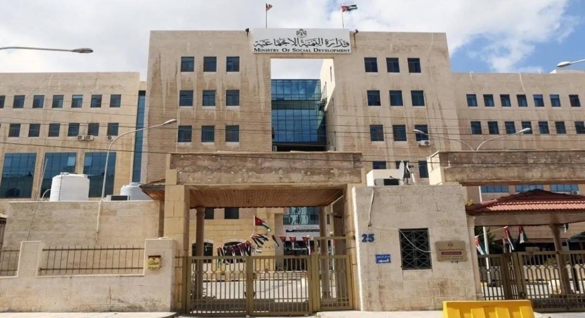 الأردن .. ضبط 847 متسولا وإنذار 82 جمعية وتسليم 3 أطفال لأسر بديلة في آب