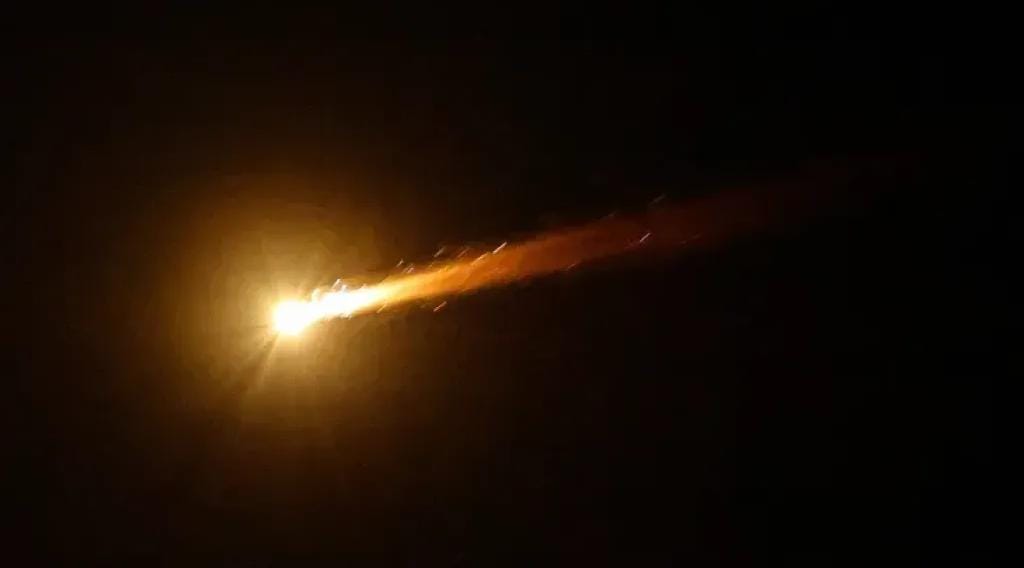 عاجل: ثاني هجوم صاروخي للحوثيين باتجاه إسرائيل خلال ساعات وإعلان عسكري بشأنه