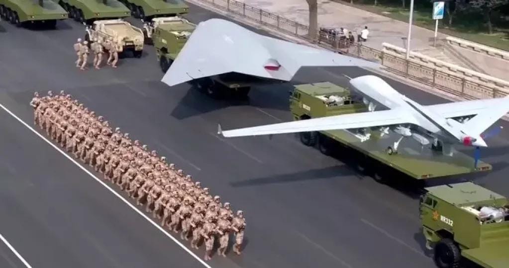 بحضور الرئيسين الروسي والكوري.. الصين تستعرض ‘‘الثالوث النووي’’ لأول مرة في أضخم عرض عسكري لها