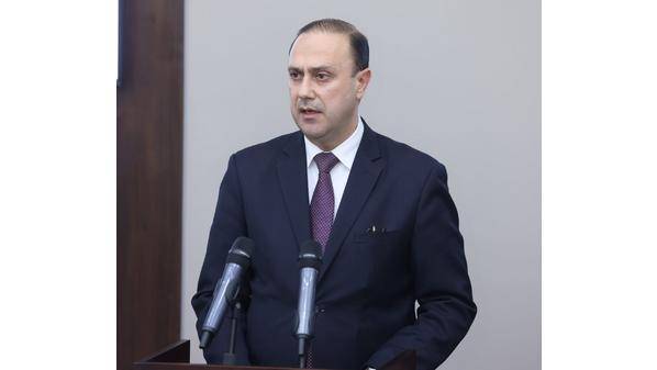 المومني يهنئ بذكرى المولد النبوي الشريف