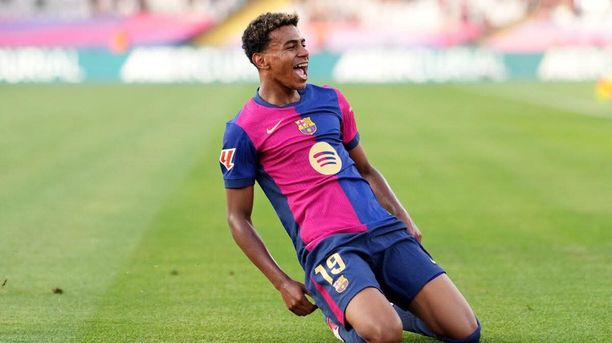 خافي مارتينيز يرشح يامال لحسم الكرة الذهبية