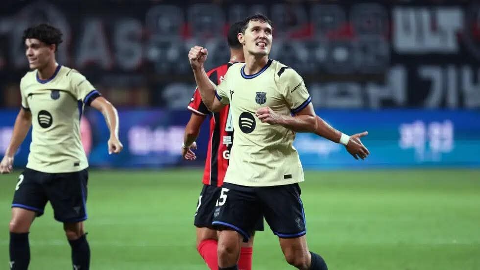 برشلونة يخطط لتغييرات كبيرة في دفاعه