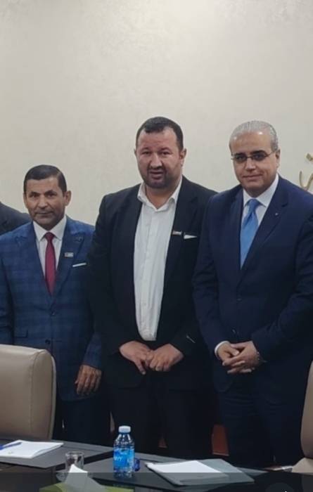 اثناء الالتقاء بوزير الصحة... نائب الأمين العام لحزب التنمية الوطني البدارنة يطالب بمركز صحي شامل يخدم بلدة حور وتقبل واسعره وفوعرا وام الجدايل