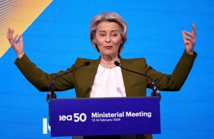 أزمة ثقة تهدد أقوى امرأة في أوروبا