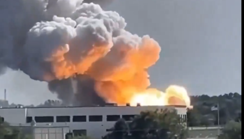 اندلاع حريق كيميائي بولاية إنديانا الأمريكية وإصدار أوامر طارئة للسكان بالبقاء في منازلهم