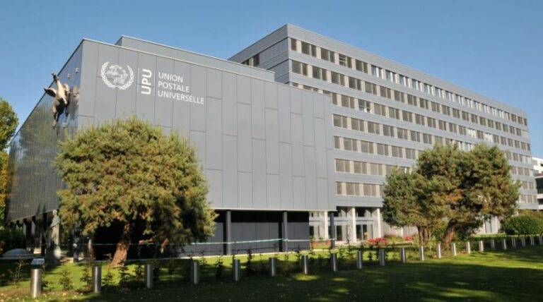 88 شركة بريد تعلق خدماتها إلى أميركا بعد فرض رسوم جمركية إضافية