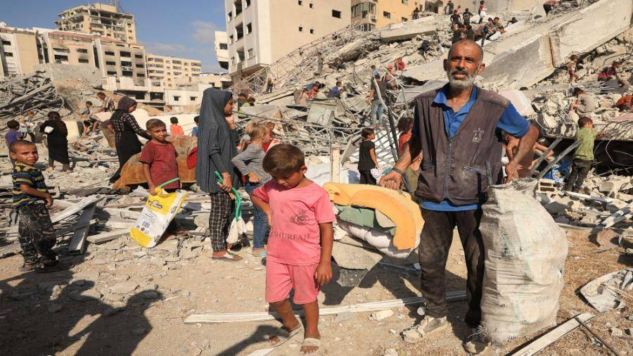 اليونيسف: انهيار شبه كامل للقطاع الصحي و746 هجوماً استهدف المرافق الطبية