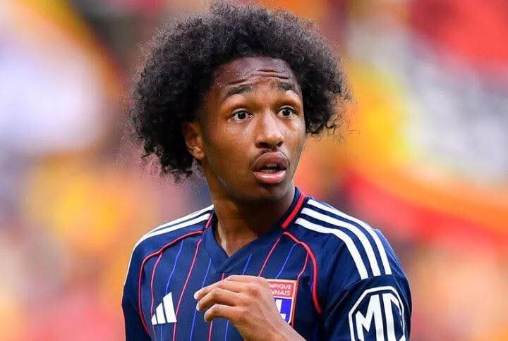 مالك فوفانا: عروض تشيلسي وليفربول لم تكن مغرية