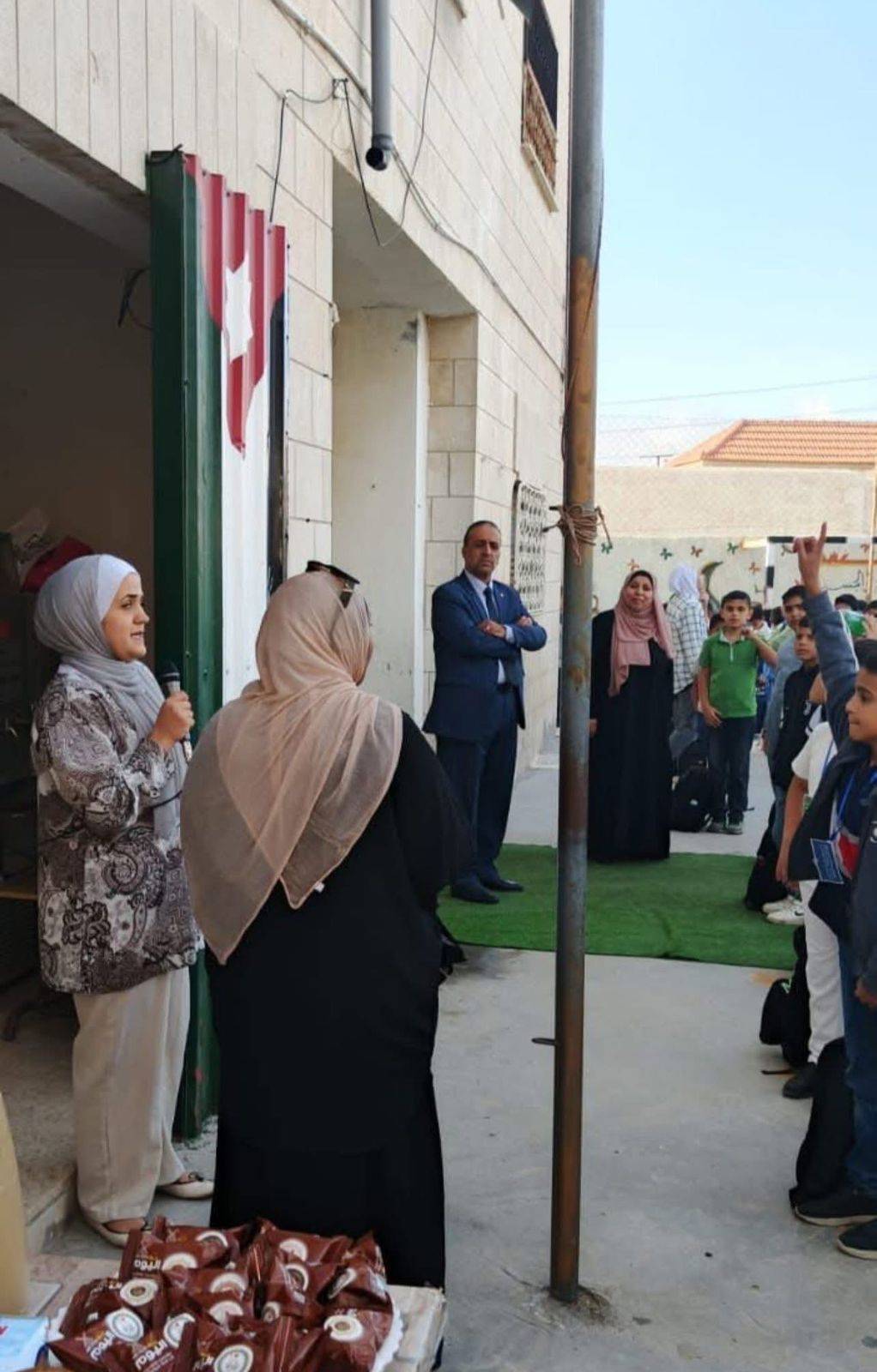 الفتينات يشارك طلبة مدرسة المرج الأساسية للبنين الاحتفال بذكرى المولد النبوي الشريف