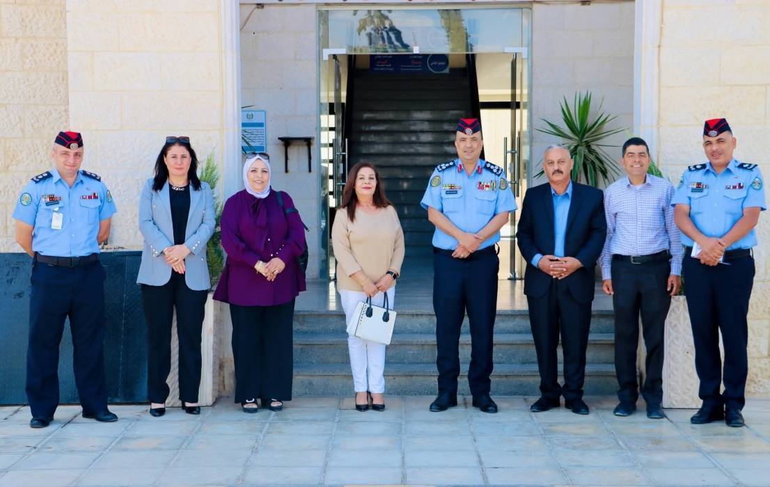العميد النهار يلتقي متقاعدين عسكريين في مادبا ...صور