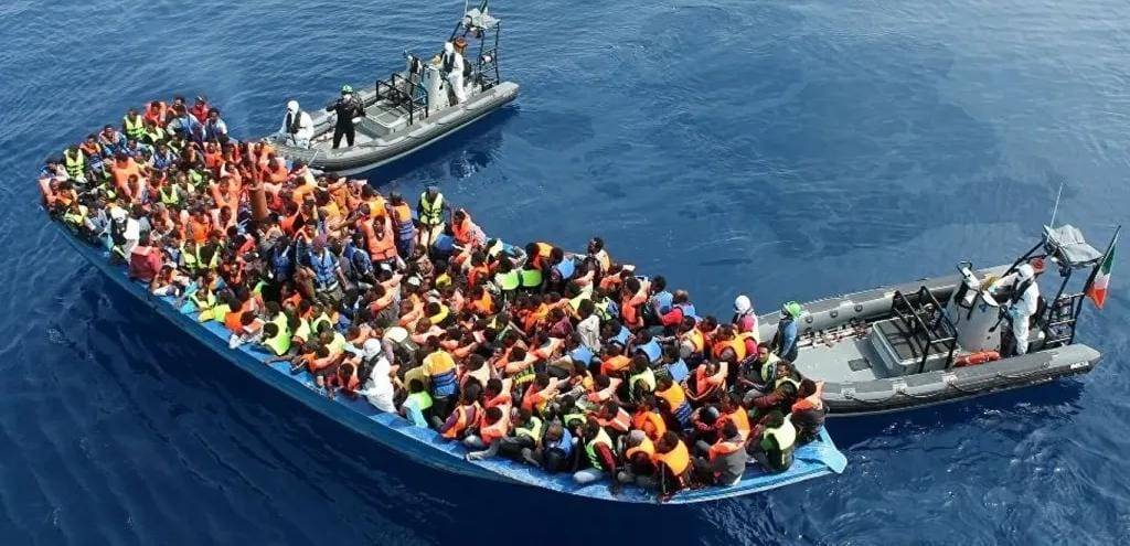 بريطانيا تشدد سياسات الهجرة وتتخذ قرارات ضد رعايا دول بعينها