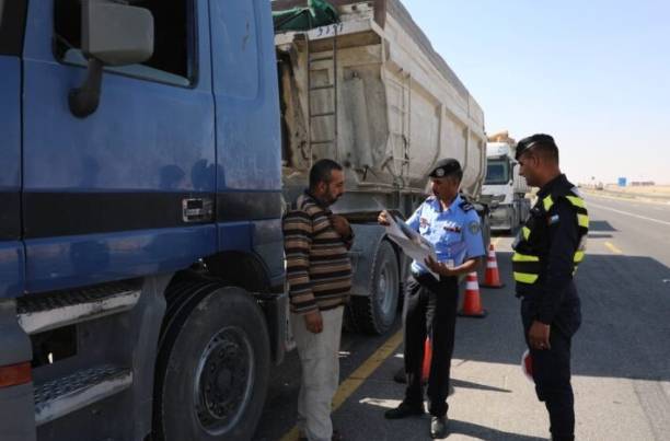 فرق ميدانية من “الأمن” تنفذ جولات لتوعية سائقي مركبات الشحن