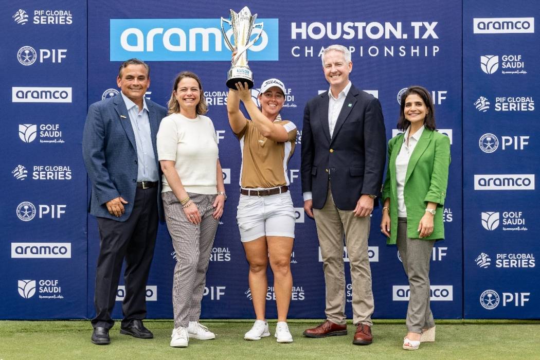 الإسبانية إيتوريوث تخطف الأضواء بتتويجها بلقب أرامكو هيوستن في سلسلة PIF العالمية
