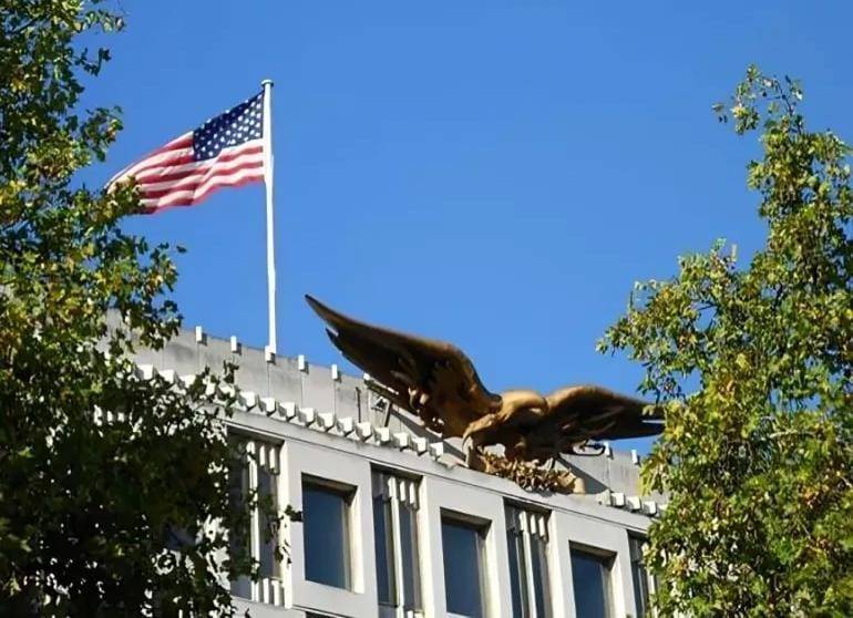 عاجل تحذيرات من السفارة الأمريكية في قطر بعد الهجوم الإسرائيلي على الدوحة