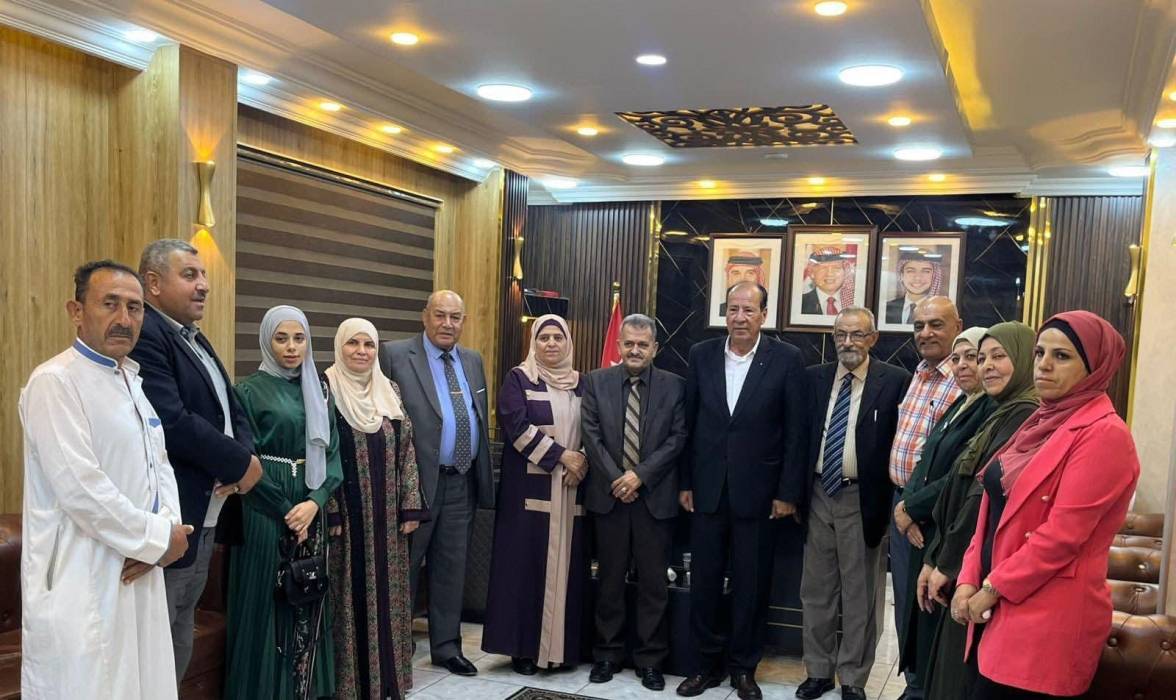 رئيس لجنة بلدية كفرنجة الجديدة يلتقي ممثلي البيئة والعمل التطوعي لتعزيز الشراكة المجتمعية