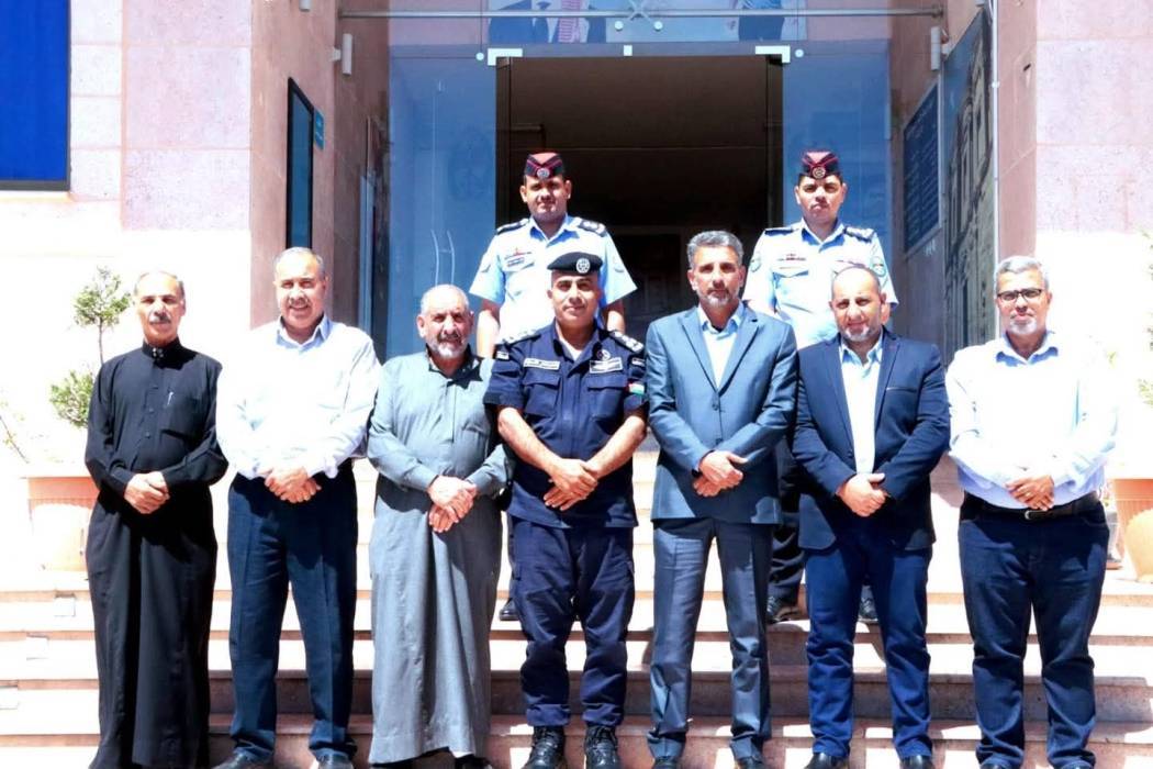 مدير شرطة غرب معان يلتقي عدداً من المتقاعدين عسكريين
