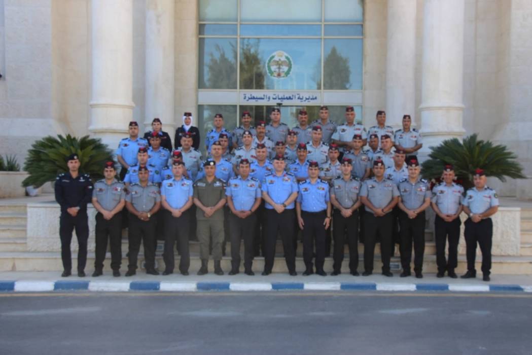 زيارة دورات تدريبية لدى أكاديمية الشرطة الملكية إلى مديرية العمليات والسيطرة