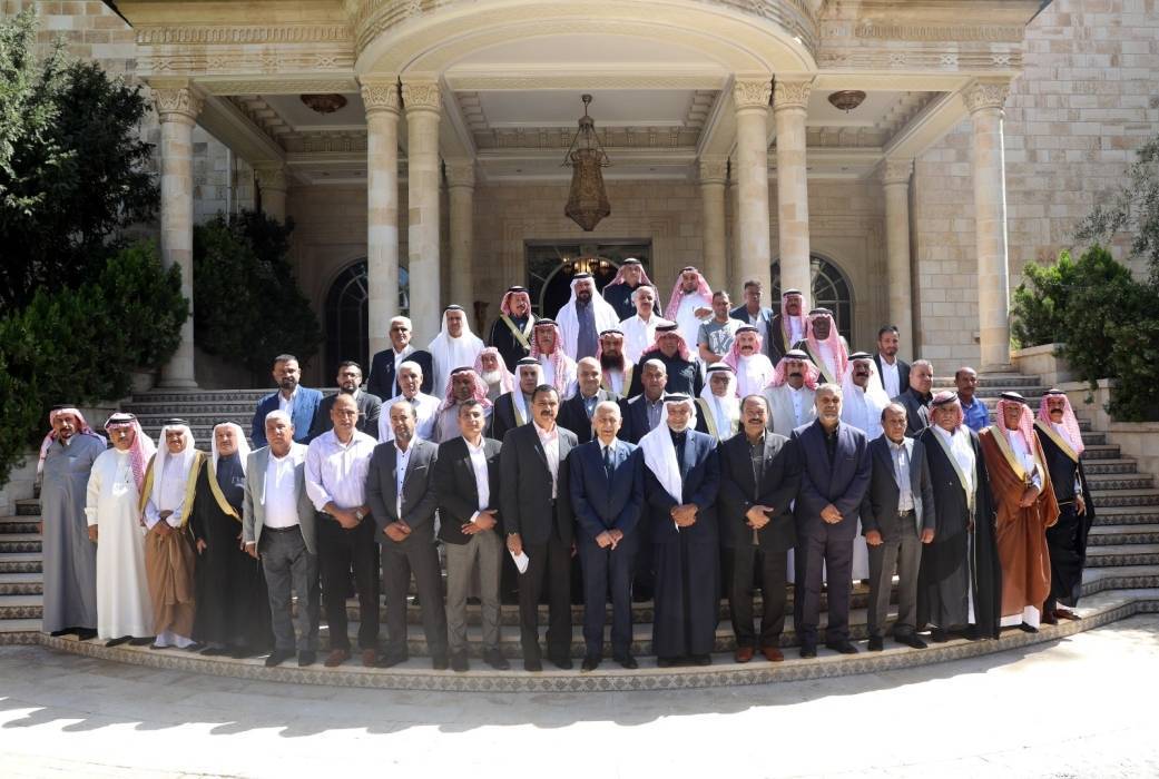 العيسوي خلال لقائه فعاليات شعبية من الرصيفة ودير علا :الأردن بقيادة الملك ماضٍ في مسيرة التحديث