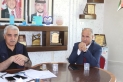 محافظ معان يزور مديرية تربية البادية الجنوبية للاطمئنان على الواقع التعليمي.