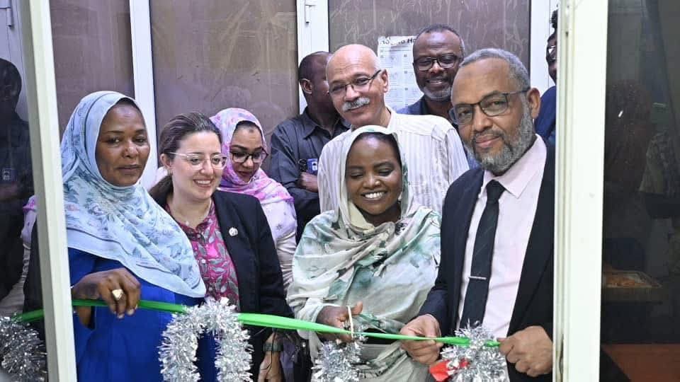 تدشين الخط الساخن للدعم النفسي والإجتماعي بولاية البحر الأحمر