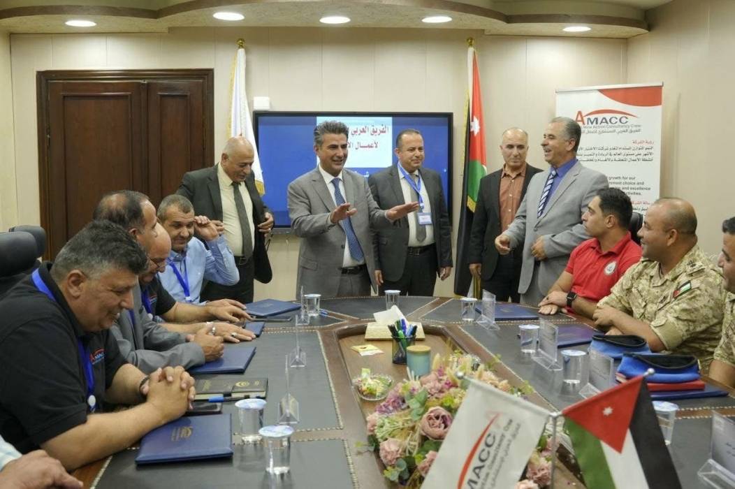 الخصاونة يرعى اختتام دورة عربية متخصصة في إزالة الألغام وتعزيز الشراكات