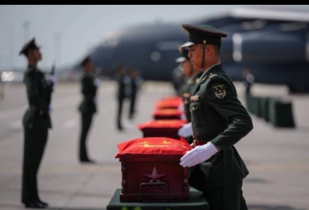 بعد 72 عاماً من الحرب.. كوريا الجنوبية تعيد رفات 30 جندياً صينياً إلى وطنهم