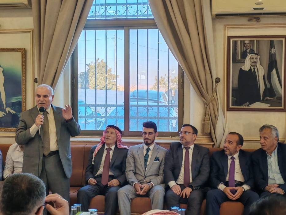 جاهة حسن نجل الصحفي محمد غنام وآل مالك من مصر .. العرموطي طلب وثامر الفايز اعطى...صور