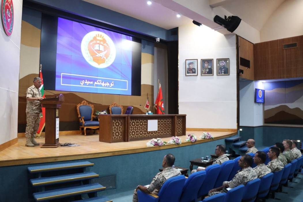 افتتاح دورة تخطيط العمليات المشتركة4 في كلية القيادة والأركان الملكية الأردنية