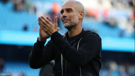 غوارديولا يشيد بلاعبيه .. ويحذر من هذا الخطأ أمام نابولي