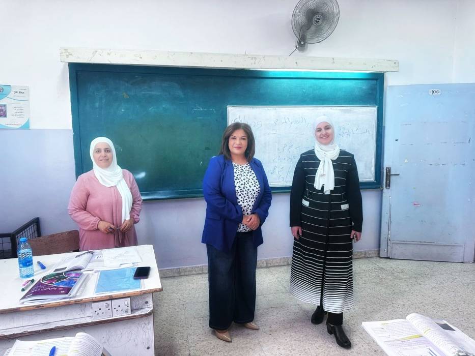 العجارمة تتفقد مدارس الرباحية الشمالية والجنوبية