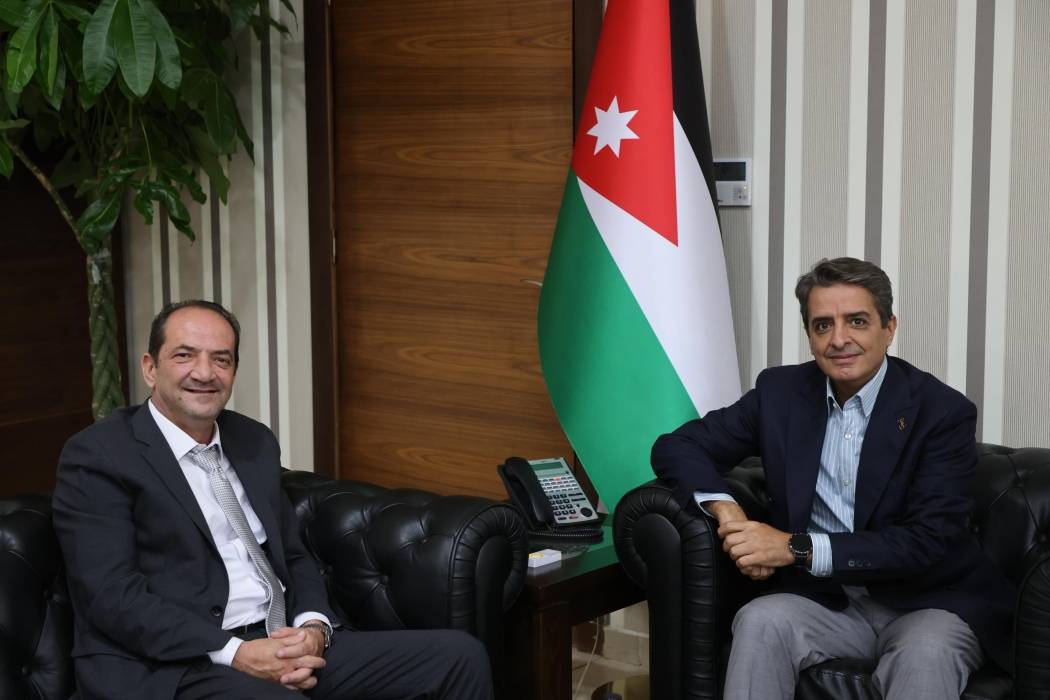 الشباب وصندوق الملك عبدالله الثاني للتنمية يبحثان تمكين الشباب وتعزيز الريادة والتطوع المشترك