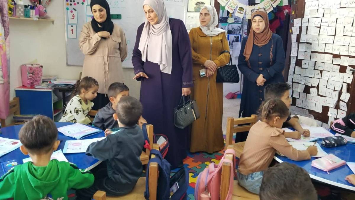 المصري تتفقد سير العملية التعليمية في مدرسة فاطمة الزهراء الأساسية المختلطة