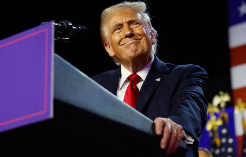 ترامب يقاضي نيويورك تايمز مطالبًا بـ15 مليار دولار تعويضًا عن التشهير