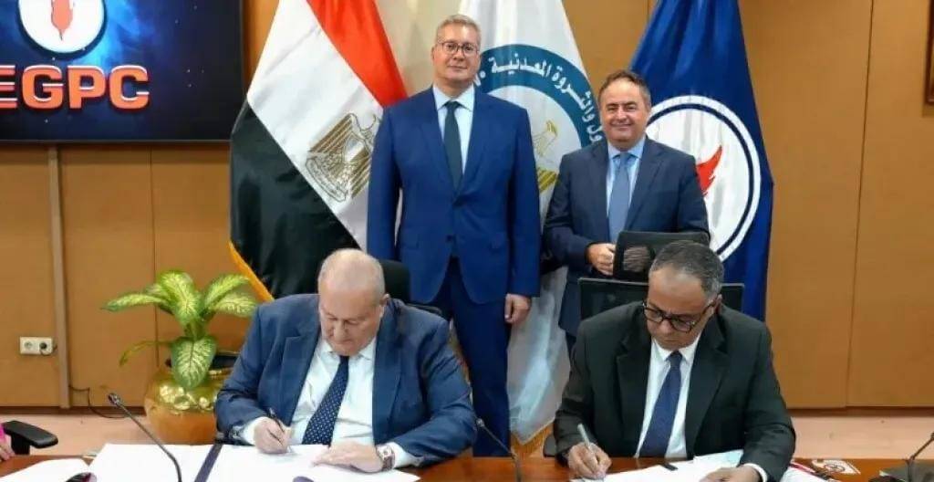 بعد تصريحات نتنياهو.. مصر توقع 3 اتفاقيات استراتيجية للتنقيب عن الغاز مع شركات عالمية