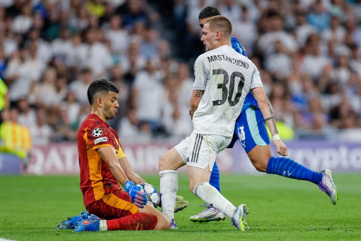 حارس مارسيليا سجل رقماً قياسياً في دوري أبطال أوروبا أمام ريال مدريد