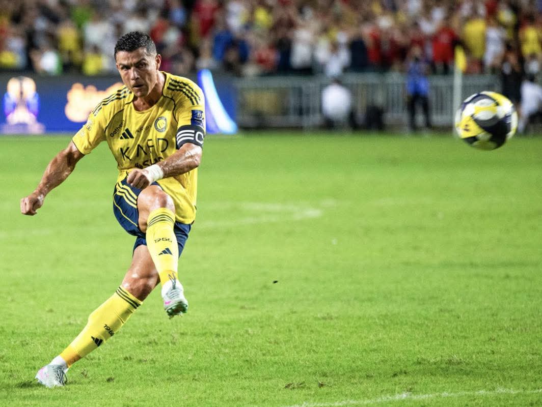 براون: رونالدو لن يعتزل قبل أن ينهار