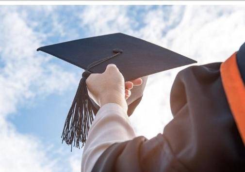 فرصة مهمة للطلبة حديثي التخرج