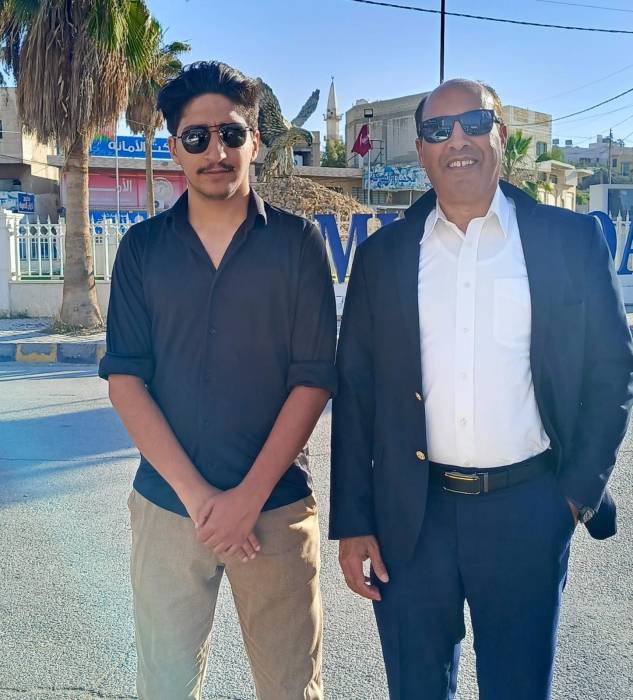 الجبور يهنئ الإعلامي داود حميدان بنيله شهادة البكالوريوس بالصحافة والإعلام الرقمي