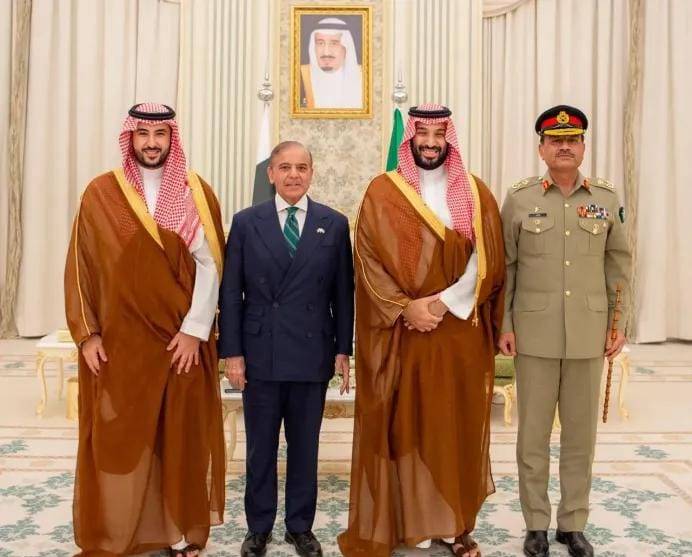 الجيش الباكستاني يعلن رسميًا إتاحة القوة النووية للسعودية