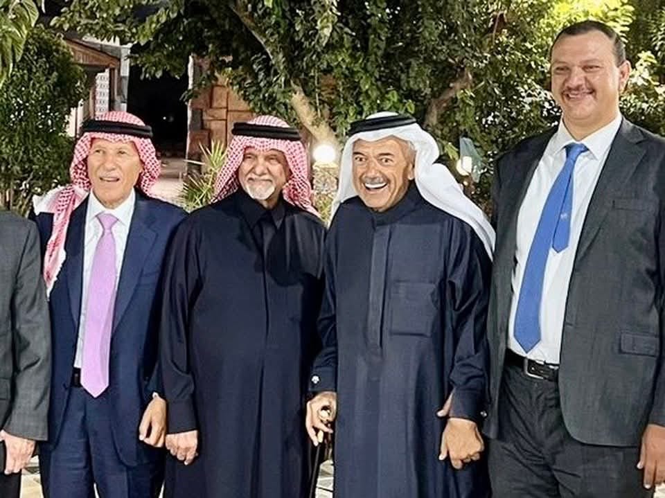 الشيخ هاني شحادة  الحديد يستقبل الدكتور محمد المسفر وشخصيات وطنية وعربية في ديوانه باللبن.