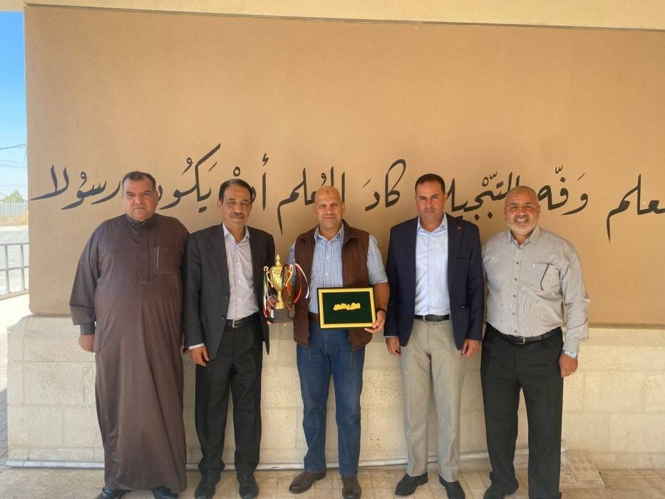 مدير تربية الموقر يثمن تكريم كادر الفيصلية