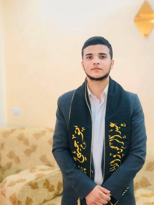 قبول عبدالرحمن البطاح في تخصص الطب بجامعة العلوم والتكنولوجيا