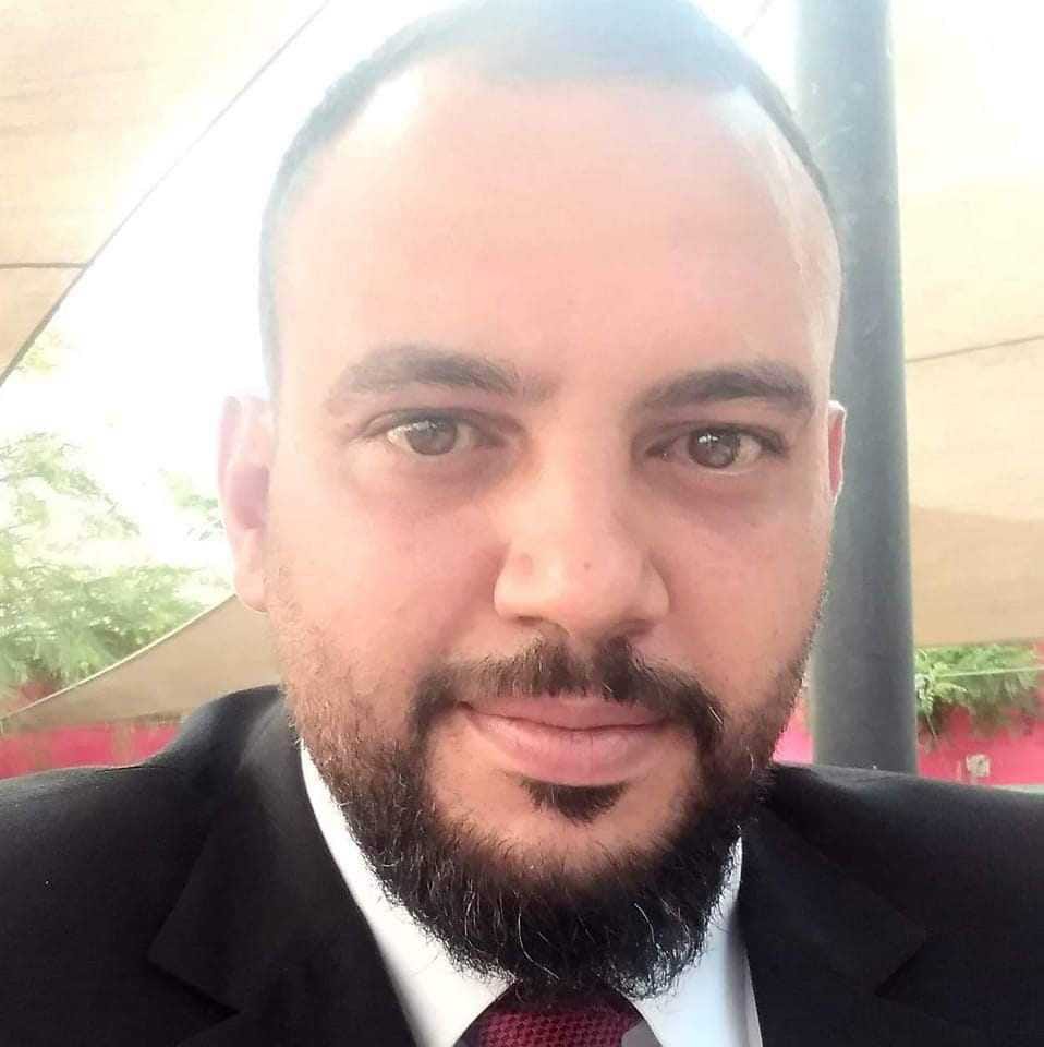 الذكاء الاصطناعي وتحديات جيل الشباب: بين الفرص والمخاطر