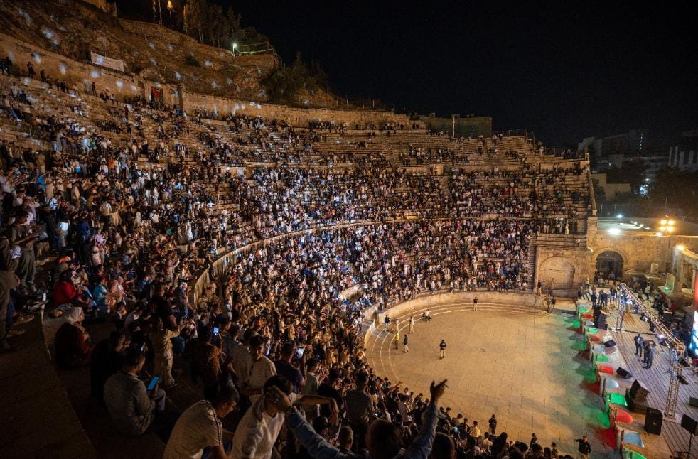 النجم العالمي سامي يوسف يحيي حفلاً في المدرج الروماني  عمّان
