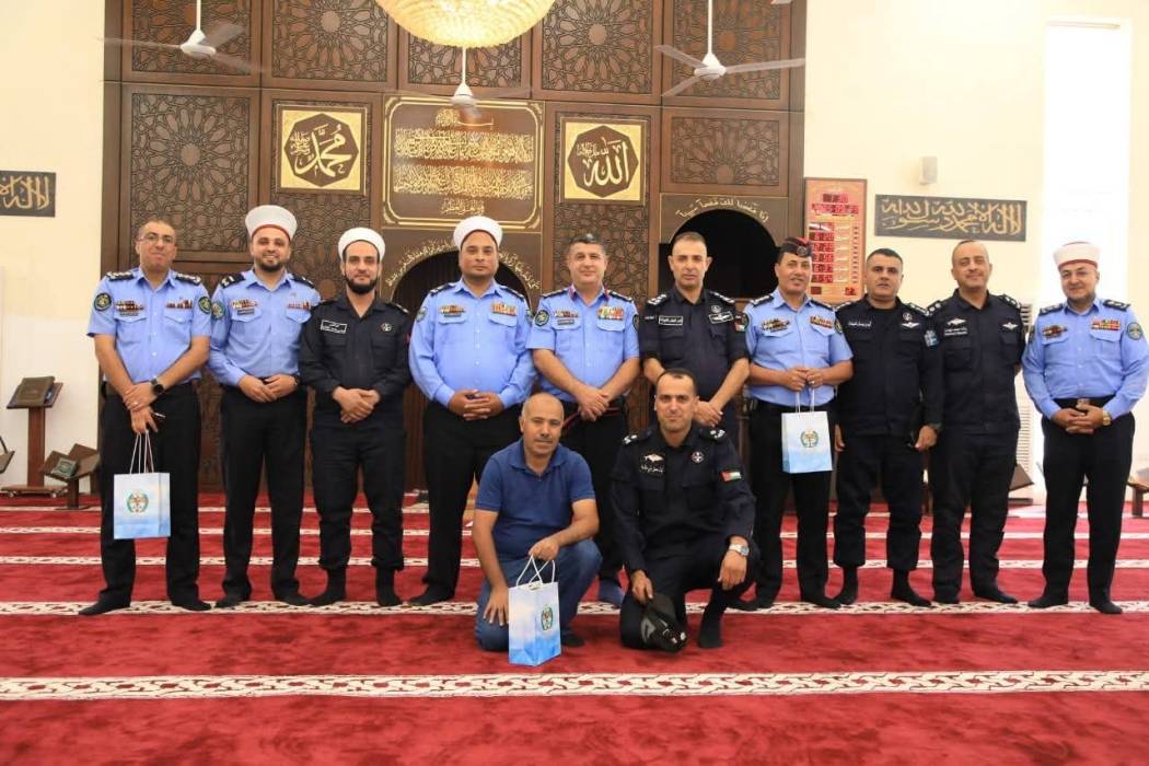 العميد قبيلات يكرم الفائزين في مسابقة ذكرى المولد النبوي الشريف...صور