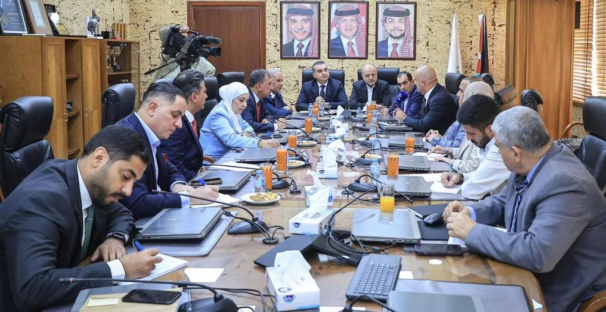 الطاقة النيابية تزور شركة مصفاة البترول